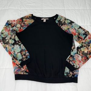 FOREVER 21 Contemporary Vintage Flower Print Top with Knit Cuff and Collar